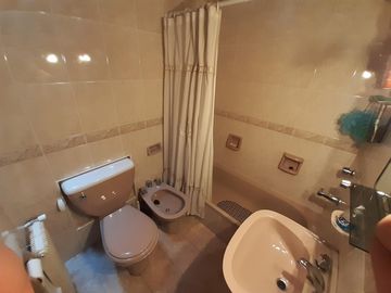 URGENTE POR TRASLADO, RETASADA, VENTA Casa IMPECABLE 3dorm - 2 baños -B° Pedro Pico