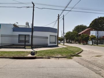 URGENTE POR TRASLADO, RETASADA, VENTA Casa IMPECABLE 3dorm - 2 baños -B° Pedro Pico