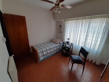 URGENTE POR TRASLADO, RETASADA, VENTA Casa IMPECABLE 3dorm - 2 baños -B° Pedro Pico
