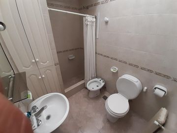 URGENTE POR TRASLADO, RETASADA, VENTA Casa IMPECABLE 3dorm - 2 baños -B° Pedro Pico