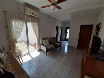 URGENTE POR TRASLADO, RETASADA, VENTA Casa IMPECABLE 3dorm - 2 baños -B° Pedro Pico