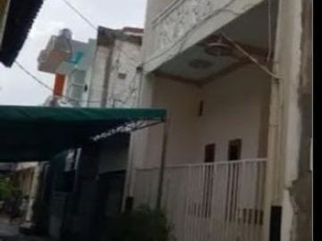 Rumah Dijual Kedinding Lor Surabaya KT