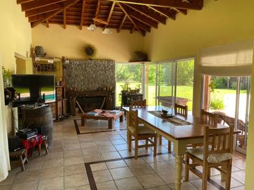Casa en venta en El Rodeo