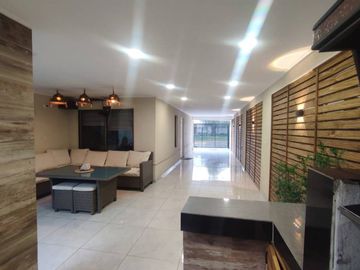 BELLA CASA CON GRAN QUINCHO Y TERRAZA