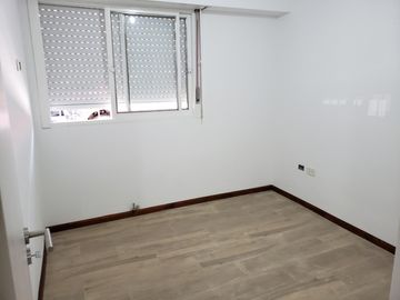 PH 4 Amb. al Frente c/Terraza - RETASADO -