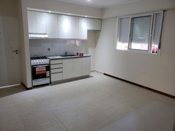 PH 4 Amb. al Frente c/Terraza - RETASADO -