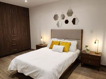 Casa en Lomas de Juriquilla con Roof Garden  - PREVENTA J2