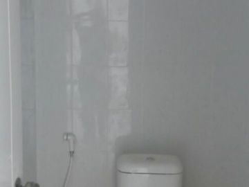 Rumah Baru Rp 975 Juta, 2 Lnt, di Beji, Depok. LT 60 m&sup2;, 3 K