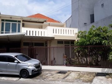 Di jual rumah jalan nginden intan barat, surabaya