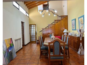 venta casa en godoy cruz