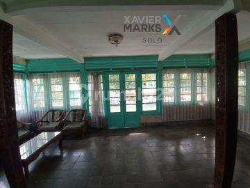 Tanah Bonus Bangunan Lokasi Tengah Kota Serengan