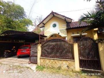 Rumah Dekat kampus UGM JI. LempongsariLempongsari