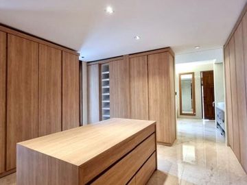 LUXURIOUS HOUSE (FOR RENT) at Jl MATARAM / SELONG, KEBAYORAN BARU