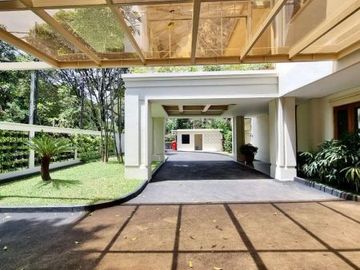 LUXURIOUS HOUSE (FOR RENT) at Jl MATARAM / SELONG, KEBAYORAN BARU