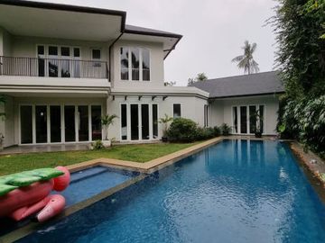 RUMAH at Jl PEJATEN BARAT, JAKSEL (SANGAT MENARIK)