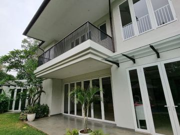 RUMAH at Jl PEJATEN BARAT, JAKSEL (SANGAT MENARIK)
