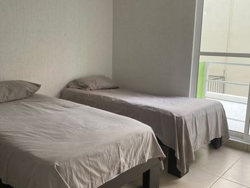 DEPARTAMENTO EN RENTA, EN ACAPULCO DIAMANTE /  A 5 MINUTOS REALES DE LA PLAYA!