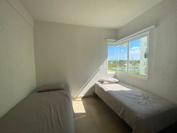 DEPARTAMENTO EN RENTA, EN ACAPULCO DIAMANTE /  A 5 MINUTOS REALES DE LA PLAYA!