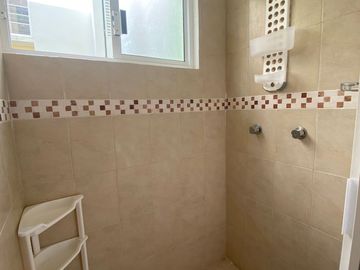 DEPARTAMENTO EN RENTA, EN ACAPULCO DIAMANTE /  A 5 MINUTOS REALES DE LA PLAYA!