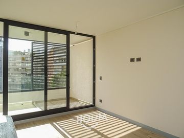 GRAL. CAROL URZÚA (PISO 5)