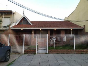 Casa en venta en Lomas de Zamora Oeste