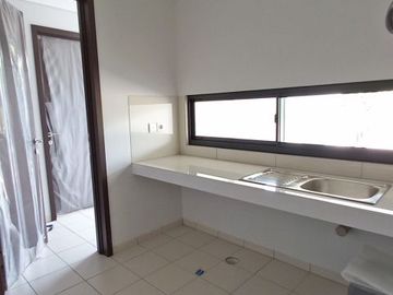 DI JUAL RUMAH CLUSTER SIERRA DI SERENIA HILL LEBAK BULUS JAKARTA SELATAN SISA UNIT 5 RUMAH LAGIII ! !