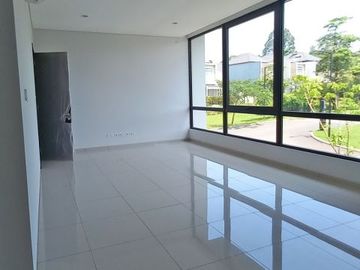 DI JUAL RUMAH CLUSTER SIERRA DI SERENIA HILL LEBAK BULUS JAKARTA SELATAN SISA UNIT 5 RUMAH LAGIII ! !
