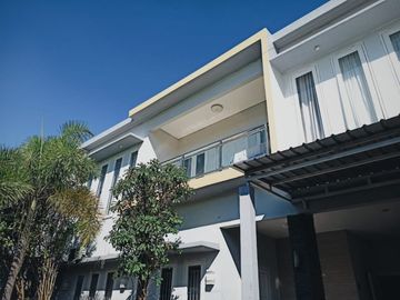RUMAH MODERN 7 KAMAR LUAS DI DENPASAR SELATAN