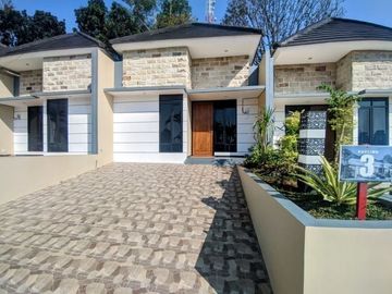 Dijual Rumah Mewah di Semarang atas dekat TOL Banyumanik