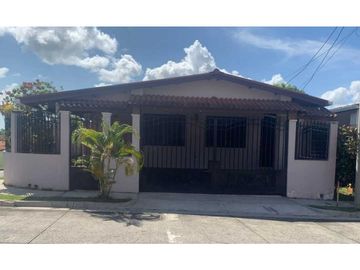 VENDO CASA EN ARRAIJAN JUAN DEMOSTENES BRISAS DEL GOLF 3R