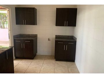 VENDO CASA EN ARRAIJAN JUAN DEMOSTENES BRISAS DEL GOLF 3R