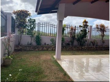 VENDO CASA EN ARRAIJAN JUAN DEMOSTENES BRISAS DEL GOLF 3R