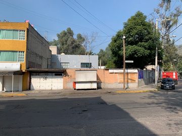 Sta Isabel Tola Casa en VENTA
