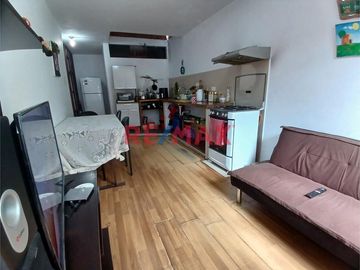 🏡 ¡Una Oportunidad Única en Trujillo! 🌟

Descubre el hogar ideal para tu familia en Urb. Monserrate, a solo 2 cuadras de UPAO
Esta acogedora casa d