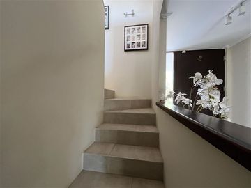 Casa en venta de 3 dorm. Brisas Norte. colegio Highlands
