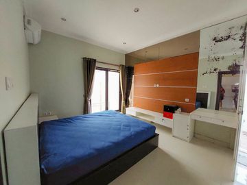 Rumah 4 Lantai Luas 161 di Borobudur Sukarno Hatta Malang