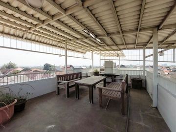 Rumah 4 Lantai Luas 161 di Borobudur Sukarno Hatta Malang
