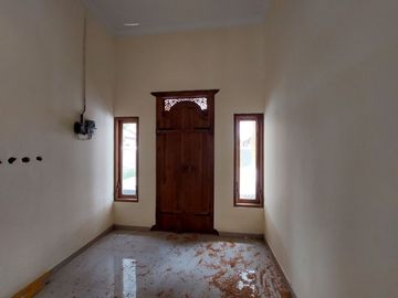 Rumah Joglo Murah Lahan Luas Investasi Cuan Dekat Exit Tol Prambanan