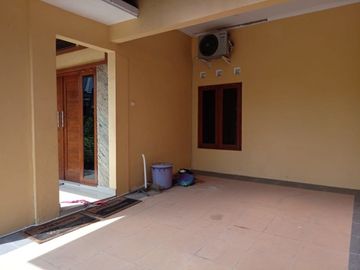 Dalam Lingkungan Nasionalis dan Asri Rumah Jogja Dekat ringroad, &plusmn; 100m dari Jl Godean Sleman