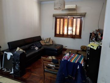 Casa PH en venta en Gerli Oeste