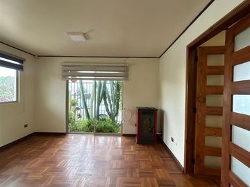 Casa en arriendo de 3 dorm. El Milagro.