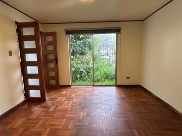Casa en arriendo de 3 dorm. El Milagro.
