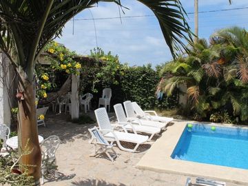 Ballenita Beach House: Se Vende Casa Cerca del Mar en Ballenita