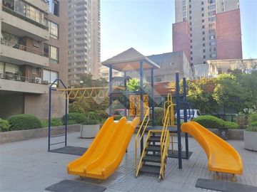 Departamento en Venta en Calle Tocornal, Santa Isabel. Santiago Centro