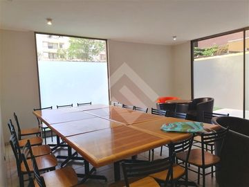 Departamento en Venta en Calle Tocornal, Santa Isabel. Santiago Centro