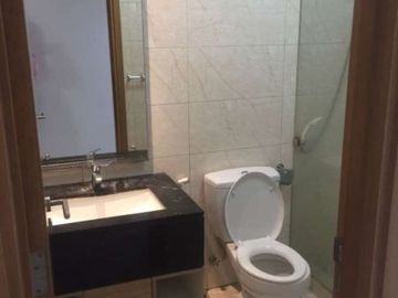 DIJUAL CEPAT!! Unit Bagus Semi Furnish di Apt. The Mansion Kemayoran, Harga OK
