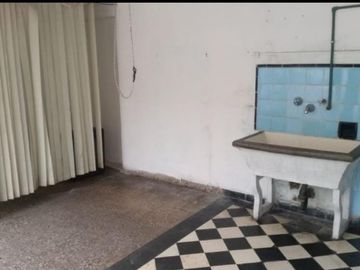 Casa PH en venta en Lourdes