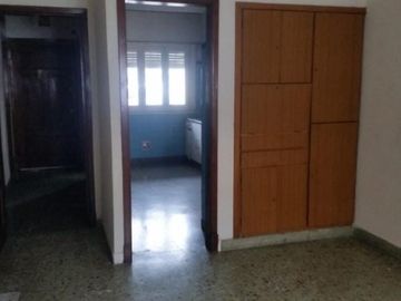 Casa PH en venta en Lourdes