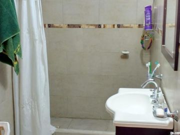 CHALET CON CAPACIDAD PARA 4 PERSONAS A DOS CUADRAS DEL MAR