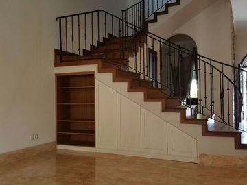 Rumah di Cinere, Design Eropa dlm Komplek di Jati Indah